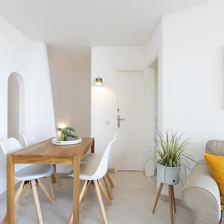 Apartment Home2book Stunning Duplex