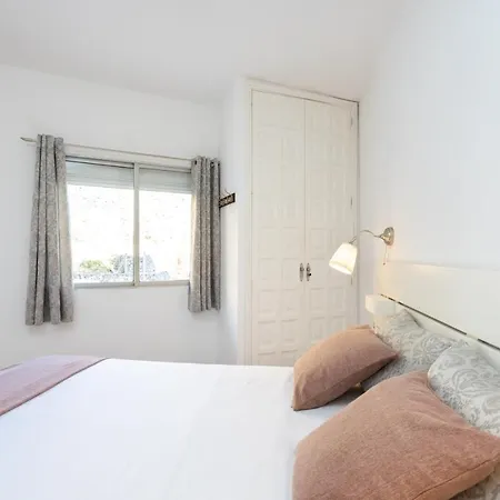 Home2book Stunning Duplex Apartment
