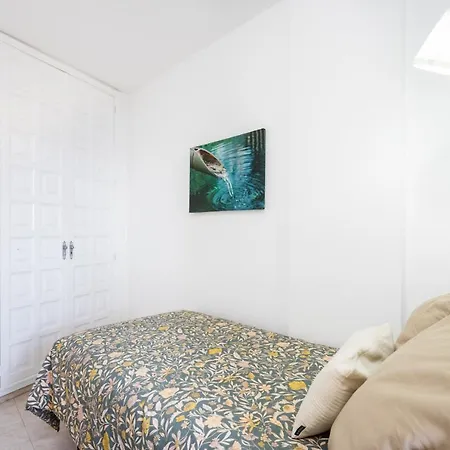 Home2book Stunning Duplex Apartman